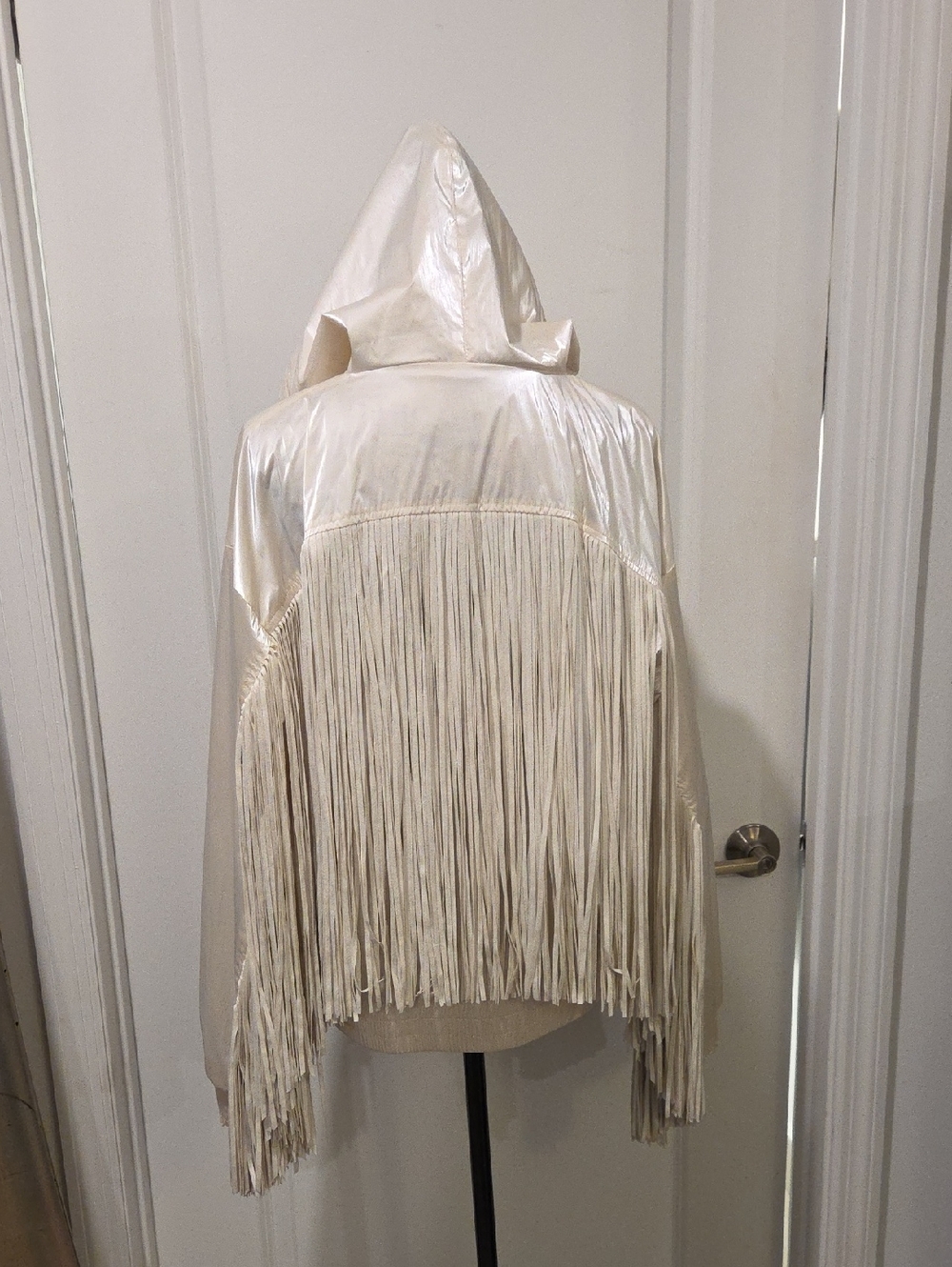 Pinko Siberiano Fringe windbreaker jacket in off-white Size M! - Picture 6 of 16